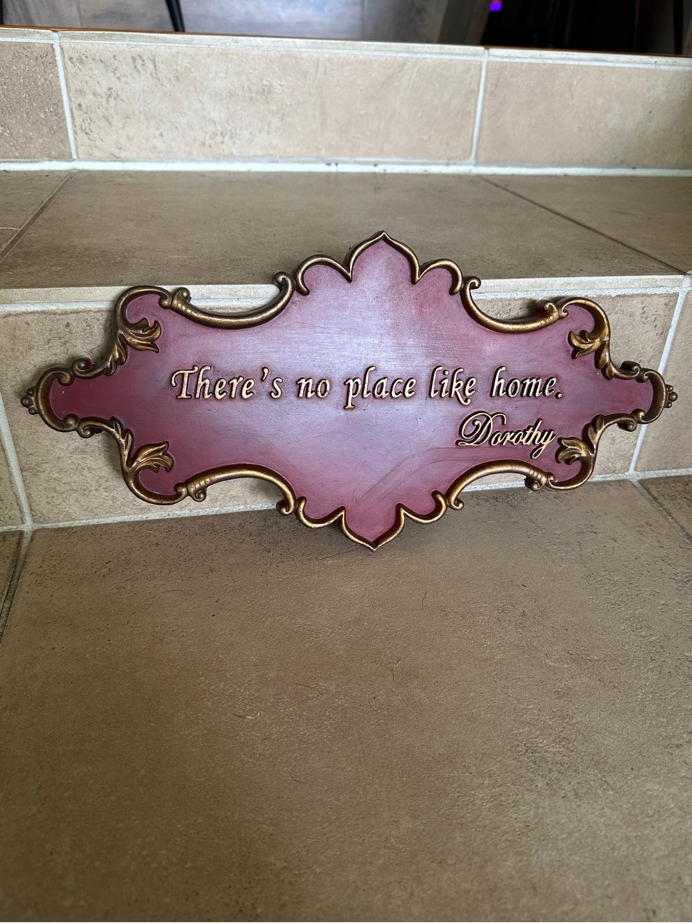 Dorothy 'There's No Place Like Home' Decorative Wall Plaque - Pink